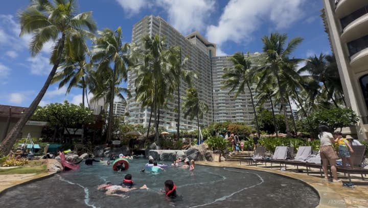 ヒルトンハワイアンビレッジ パラダイスプール